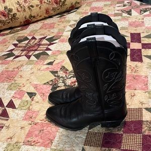 ARIAT Women's Heritage R Toe Western Boot